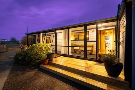 Photo of property in 20 Olive Terrace, Paraparaumu Beach, Paraparaumu, 5032