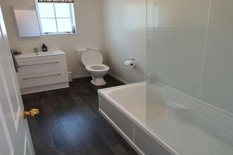 Photo of property in 155 Summerhill Drive, Fitzherbert, Palmerston North, 4410