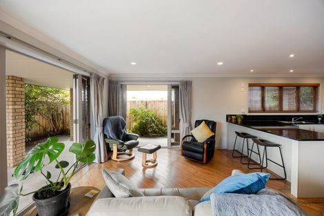 Photo of property in 52 Macfarlane Street, Hamilton East, Hamilton, 3216