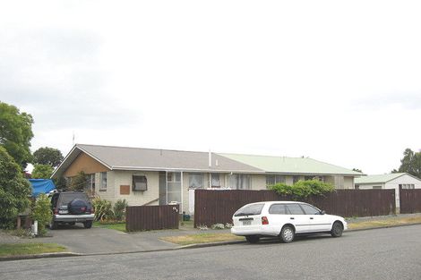 Photo of property in 2/2 Ingrid Street, Parklands, Christchurch, 8083