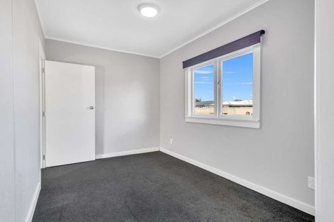 Photo of property in 220 Warwick Road, Mayfair, Hastings, 4122