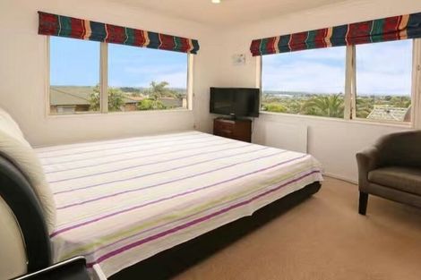 Photo of property in 6 Highfields Terrace, Henderson, Auckland, 0612