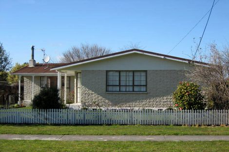 Photo of property in 61 Kempton Street, Greytown, 5712