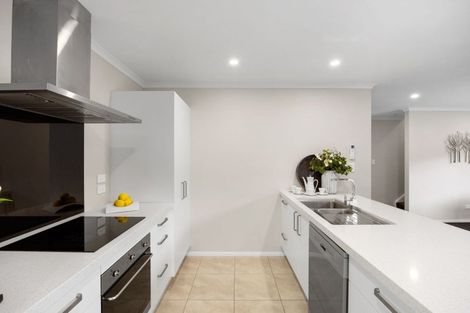 Photo of property in 2 Retallick Place, Flagstaff, Hamilton, 3210