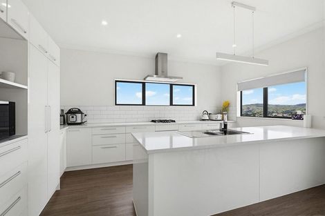 Photo of property in 10a Polestar Lane, Whitby, Porirua, 5024