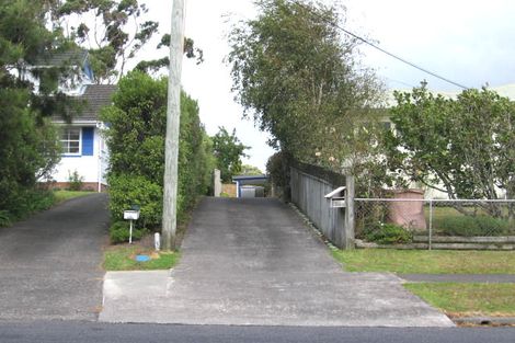Photo of property in 1/5 Sunnynook Road, Forrest Hill, Auckland, 0620