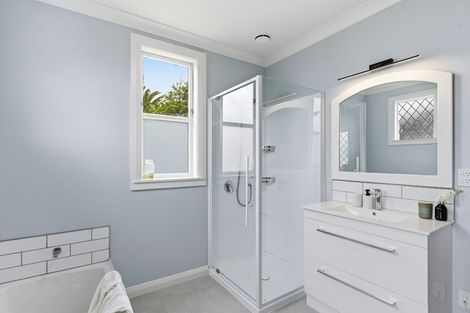 Photo of property in 15 Golf Road, Paraparaumu Beach, Paraparaumu, 5032