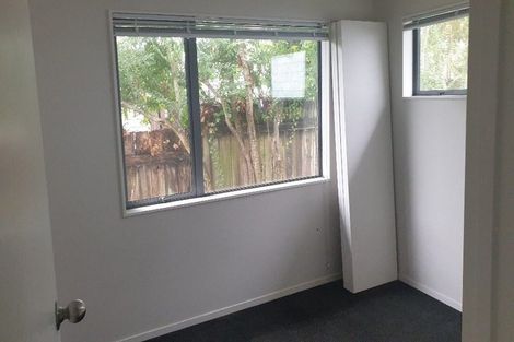 Photo of property in 19 Luanda Drive, Ranui, Auckland, 0612