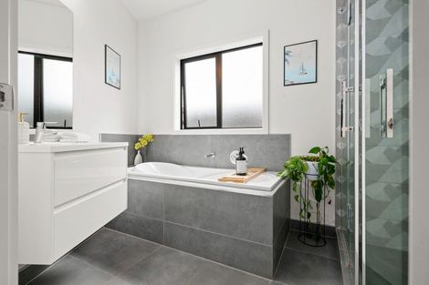 Photo of property in 2/31 Maggie Place, Chartwell, Hamilton, 3281