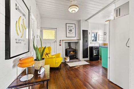 Photo of property in 34 Government Road, Raglan, 3225