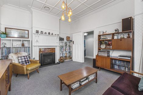 Photo of property in 331 Ravensbourne Road, Maia, Dunedin, 9022