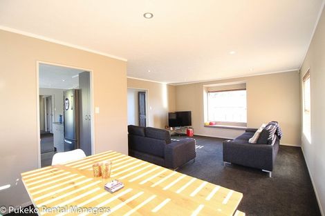 Photo of property in 8 Hakea Place, Totara Heights, Auckland, 2105