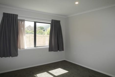 Photo of property in 16 Utauta Street, Waikanae, 5036