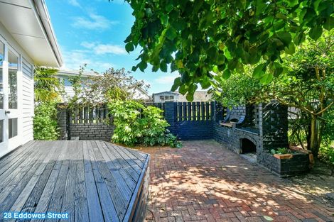 Photo of property in 28a Eddowes Street, Manurewa, Auckland, 2102