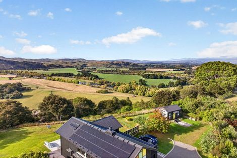 Photo of property in 216 Glenmorven Road, Morison Bush, Greytown, 5794