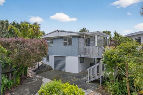 Photo of property in 11 Kendale Drive, Leigh, 0985