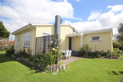 Photo of property in 2 Ettrick Place, Tokoroa, 3420