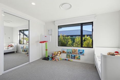 Photo of property in 11 Crete Road, Rangiora, 7400