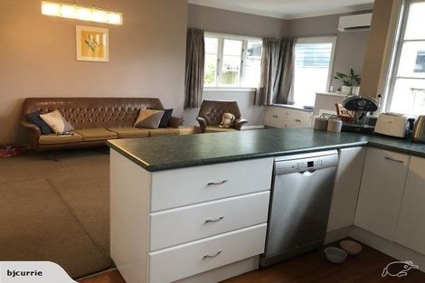 Photo of property in 299 Fitzherbert Avenue, West End, Palmerston North, 4410