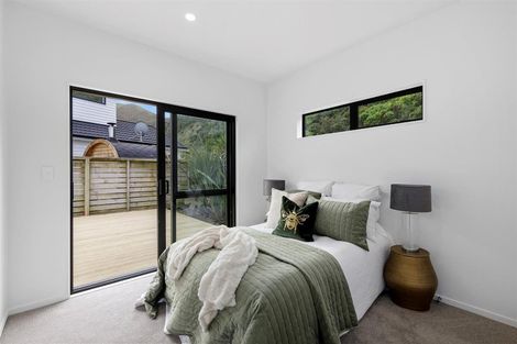 Photo of property in 5 Pihipihi Way, Crofton Downs, Wellington, 6035