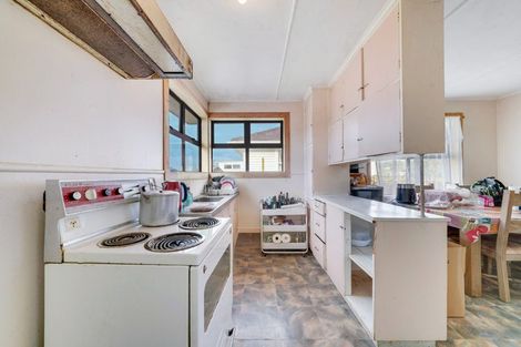 Photo of property in 9 Michelle Place, Mangere, Auckland, 2022