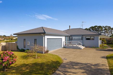 Photo of property in 89 Elsie Drive, Waiuku, 2123