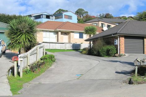Photo of property in 1/18 Lowburn Place, Clover Park, Auckland, 2019