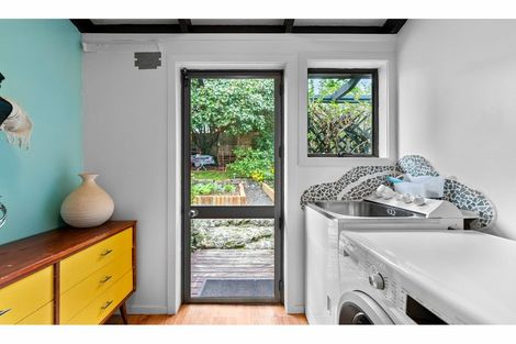 Photo of property in 49 Withers Road, Glen Eden, Auckland, 0602