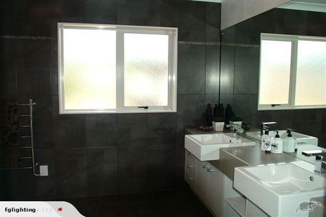 Photo of property in 55 Oakway Drive, Schnapper Rock, Auckland, 0632