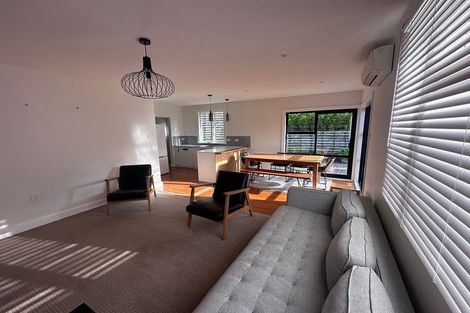 Photo of property in 36 Aratoro Place, Mount Pleasant, Christchurch, 8081