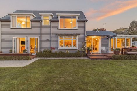 Photo of property in 10 Wakatu Avenue, Moncks Bay, Christchurch, 8081