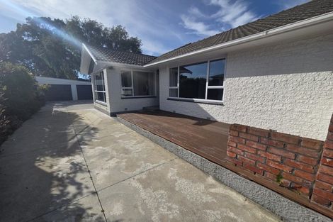 Photo of property in 42 Waratah Street, Avondale, Christchurch, 8061