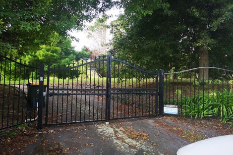 Photo of property in 5 Inchinnam Road, Flat Bush, Auckland, 2016