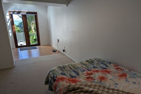 Photo of property in 18 Tizard Road, Birkenhead, Auckland, 0626