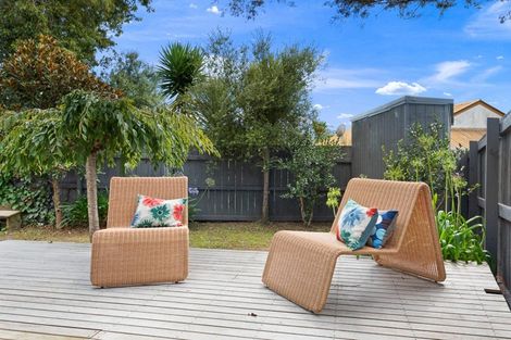 Photo of property in 42a Woodglen Road, Glen Eden, Auckland, 0602