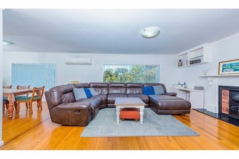 Photo of property in 31 Routley Drive, Glen Eden, Auckland, 0602