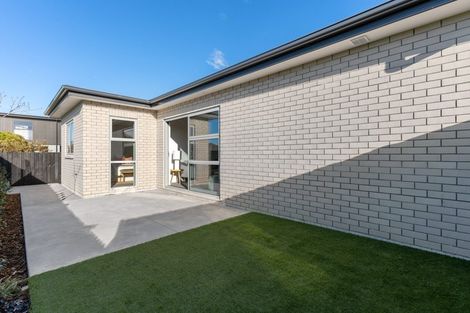 Photo of property in 2/38 Vagues Road, Northcote, Christchurch, 8052