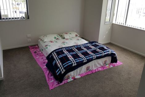 Photo of property in 2/33 Treestump Road, Takanini, 2112