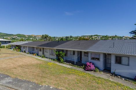 Photo of property in 10f7 Petherick Crescent, Johnsonville, Wellington, 6037