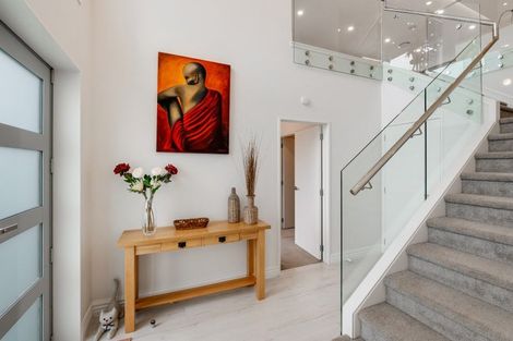 Photo of property in 140 Arran Point Parade, Orewa, 0931