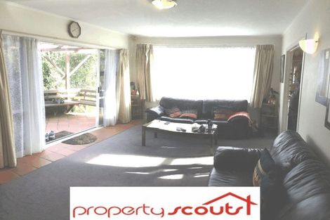 Photo of property in 2/8 Latham Avenue, Pakuranga, Auckland, 2010