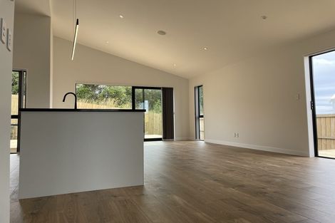 Photo of property in 40 Taikura Avenue, Red Beach, 0932