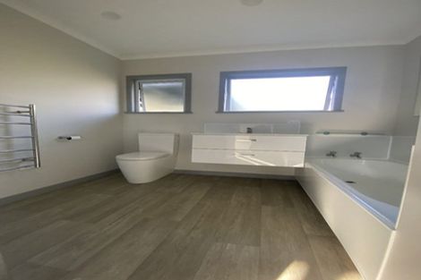 Photo of property in 7 Bastin Terrace, Wakefield, 7025