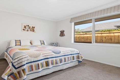 Photo of property in 11 Allington Place, Bethlehem, Tauranga, 3110