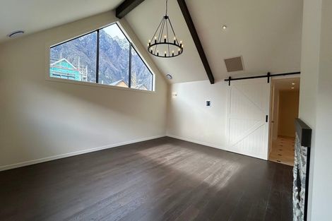 Photo of property in 107 Spur Ridge Rise, Jacks Point, 9371