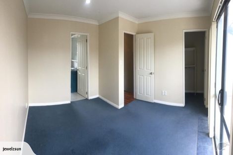 Photo of property in 49 College Road, Northcote, Auckland, 0627