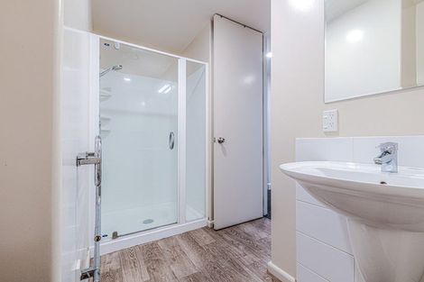 Photo of property in 4 Maunganui Road, Mount Maunganui, 3116