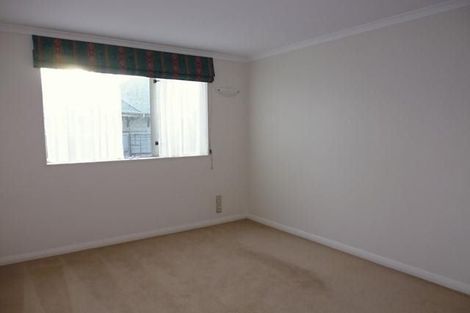 Photo of property in Endeavour Apartments, 24/125u Thorndon Quay, Pipitea, Wellington, 6011