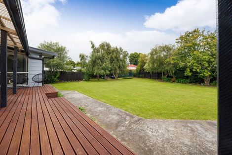 Photo of property in 27 Ferndale Place, Feilding, 4702