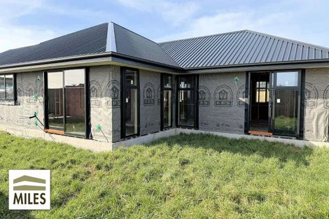 Photo of property in 4 Lorenzos Lane, Halswell, Christchurch, 8025